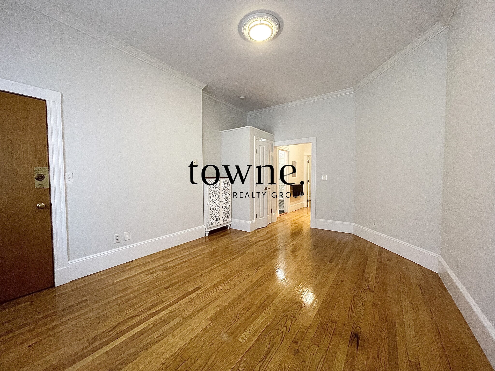 88 West Cedar St, Beacon Hill