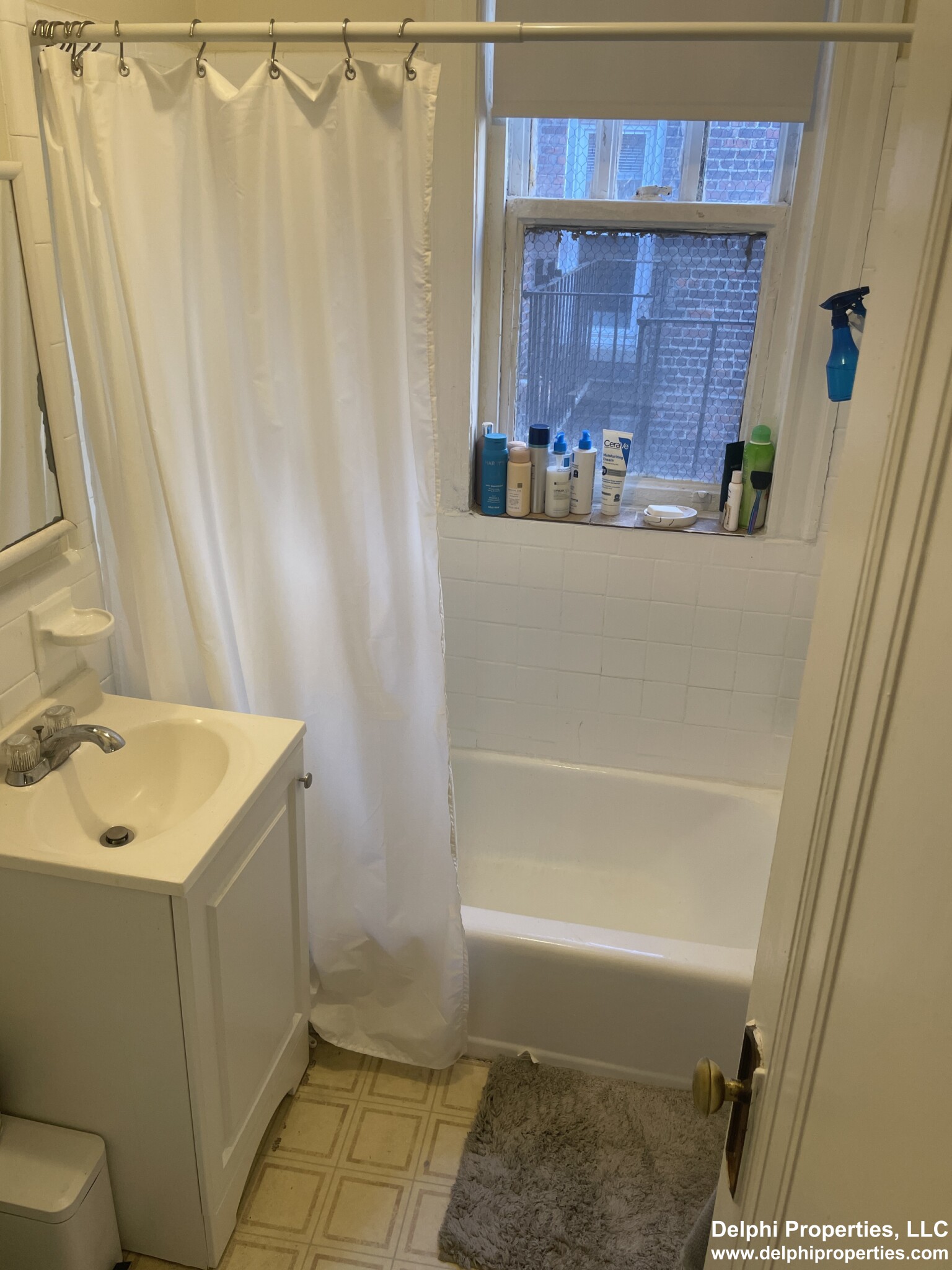 1610 Massachusetts Ave, Neighborhood Nine