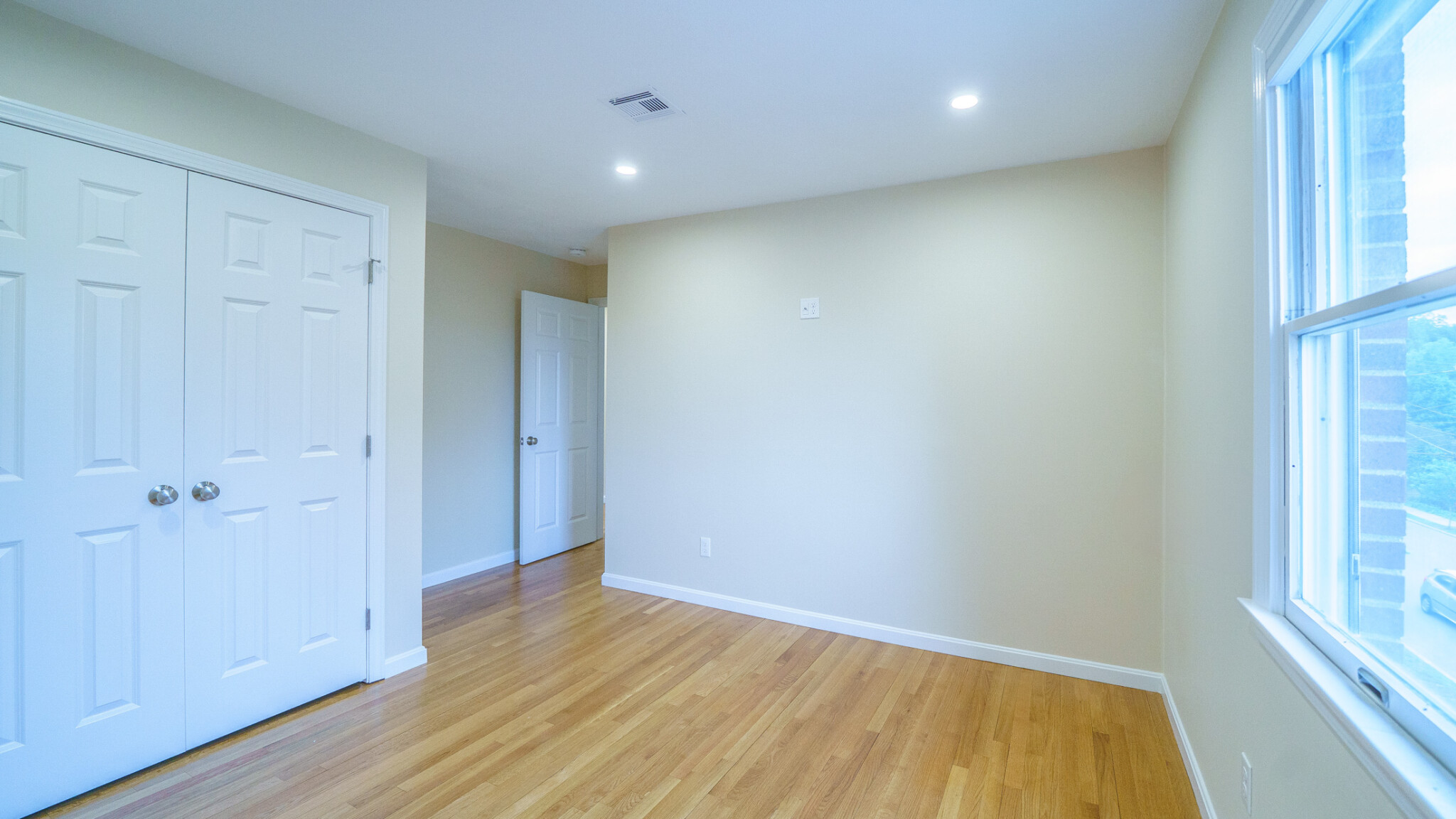 298 Adams St, Nonantum