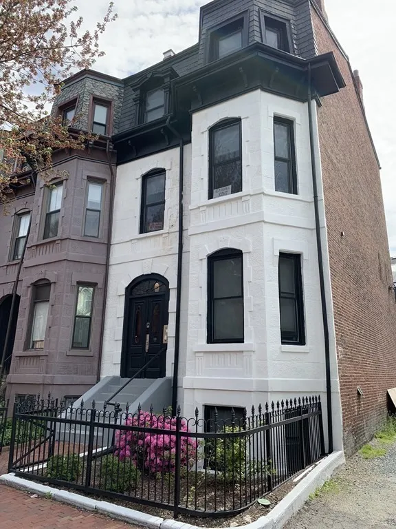 1 Wigglesworth St, Mission Hill