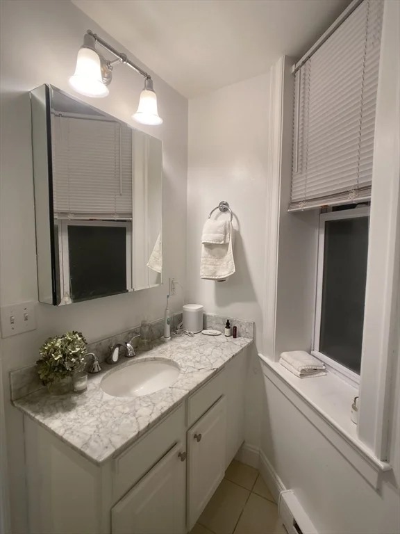 15 Garrison St, Back Bay