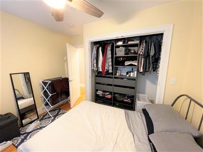 90 Holland St, Davis Square