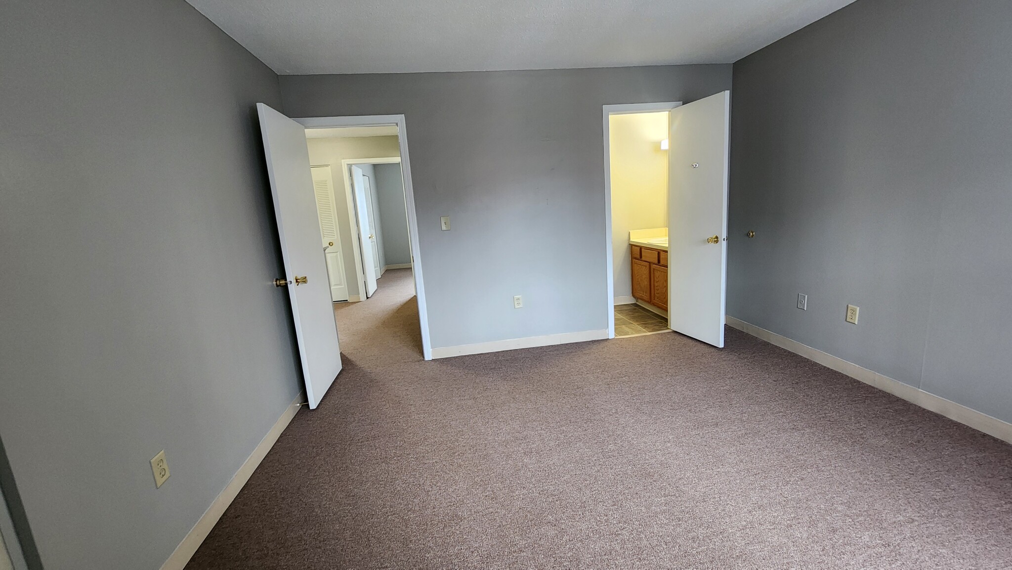 102 North Point Dr, Dorchester