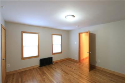 136 Columbia St, The Port