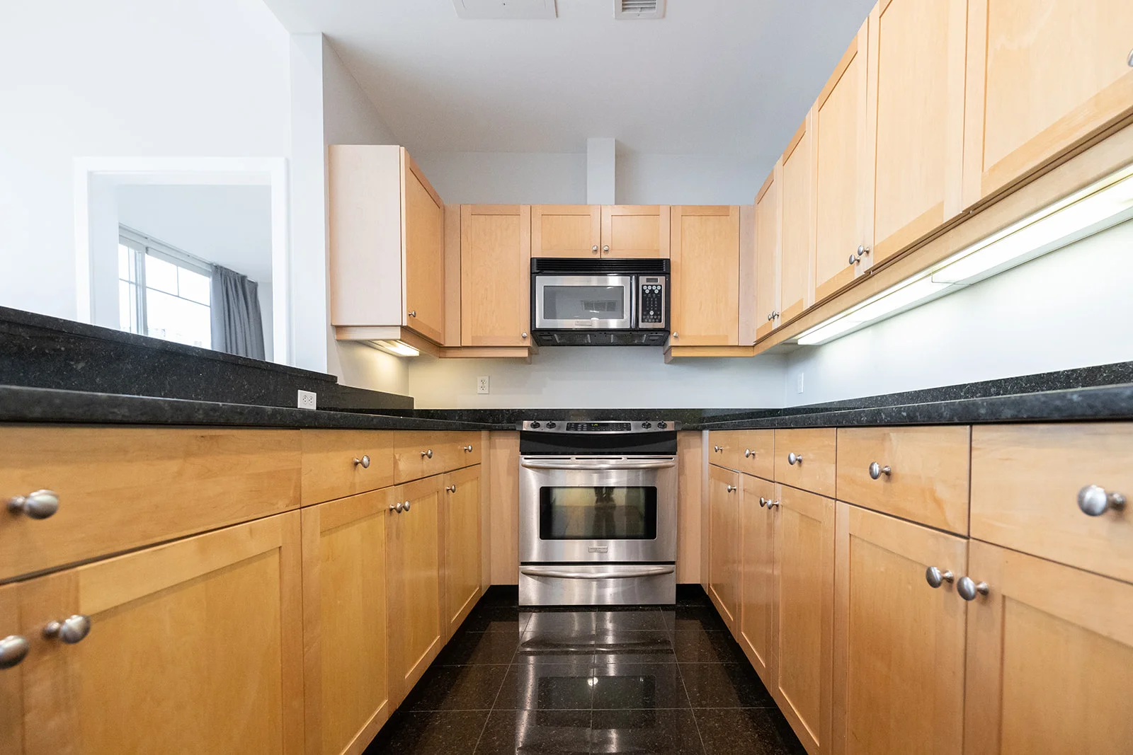 490 Harrison Ave, South End