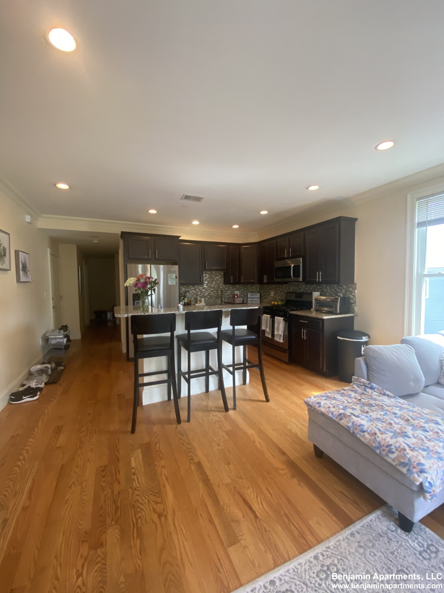 11 Sparhawk St, Oak Square