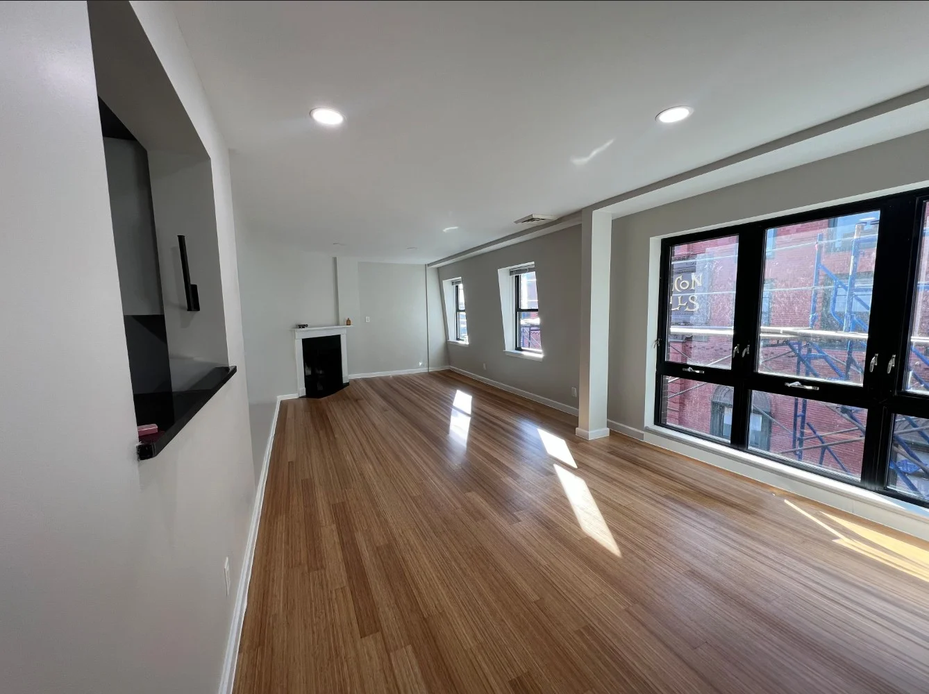 1661 Washington St, South End