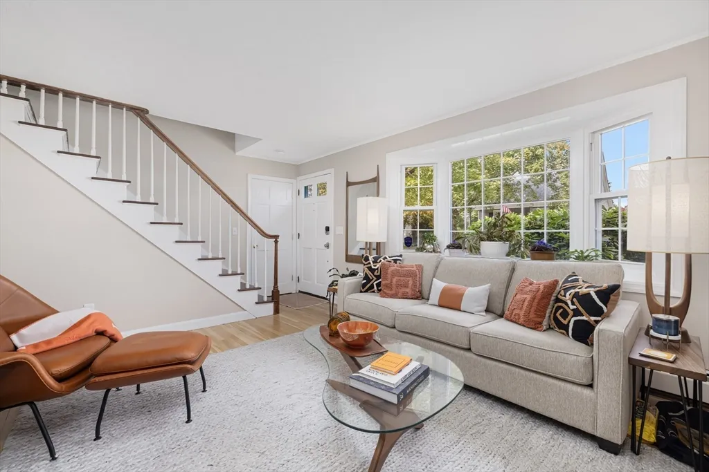 42 Fairmount St, New Bedford