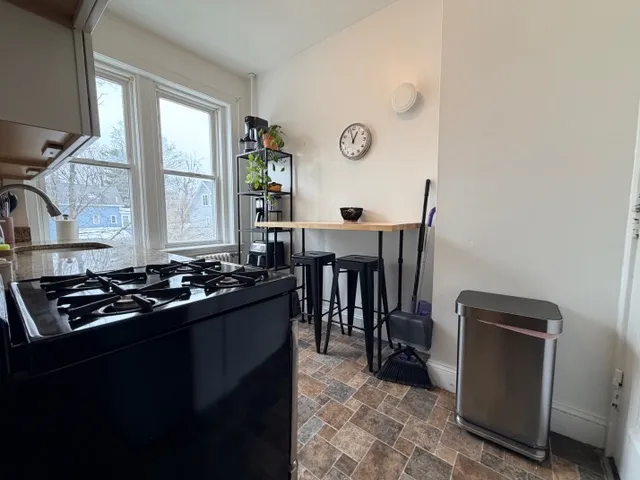 71 Martin St, Neighborhood Nine