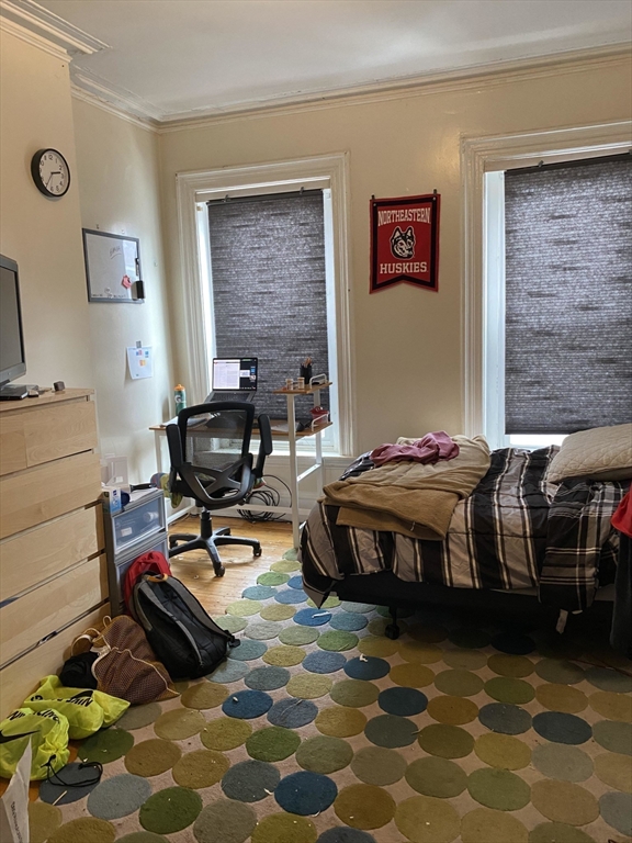 227 Roxbury, Roxbury