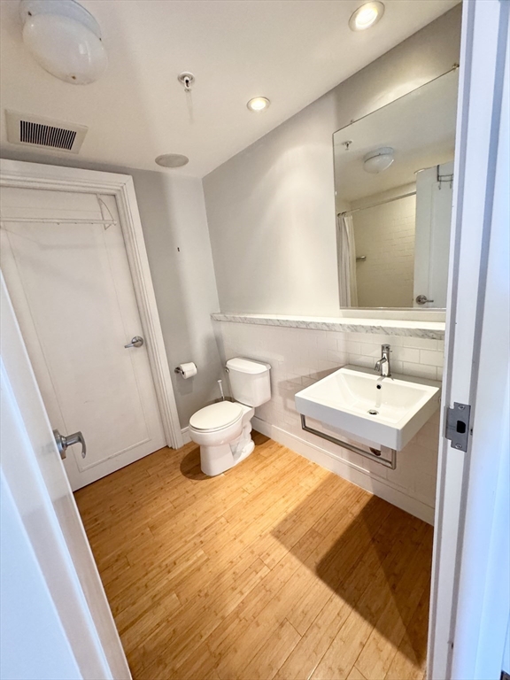 156 Porter, East Boston