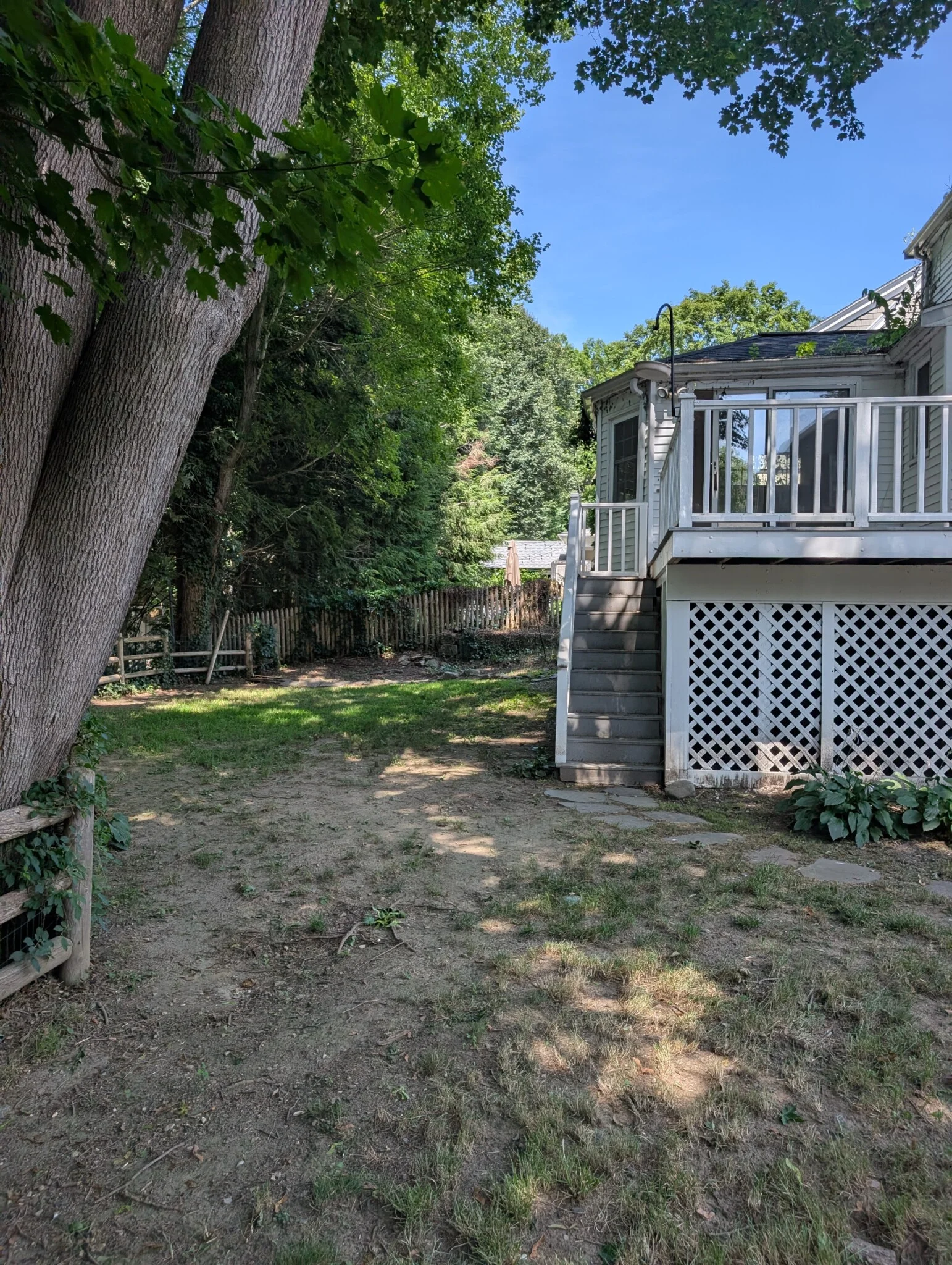 22 Cleveland Rd, Wellesley