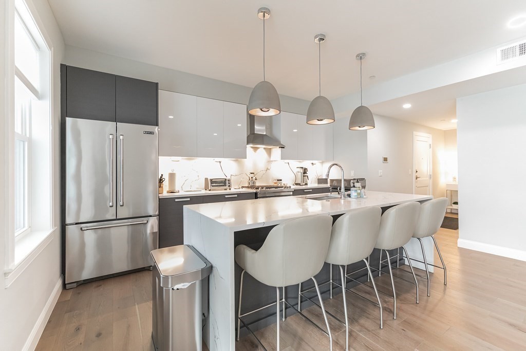 54 Pleasant St, Dorchester