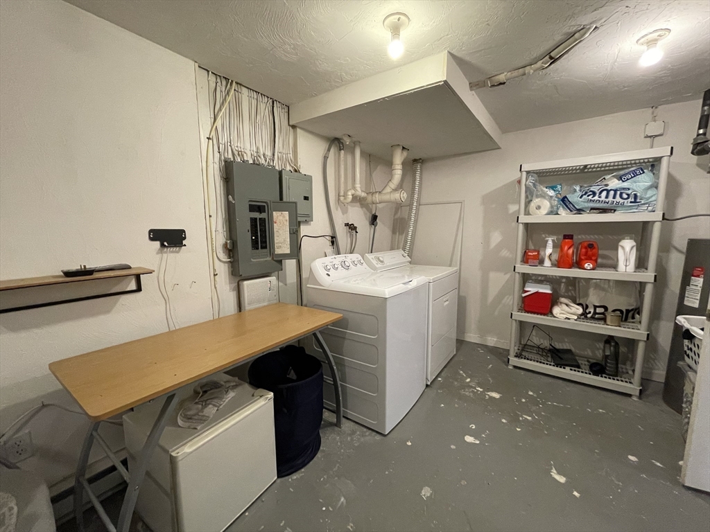 4 Erick Rd, Mansfield