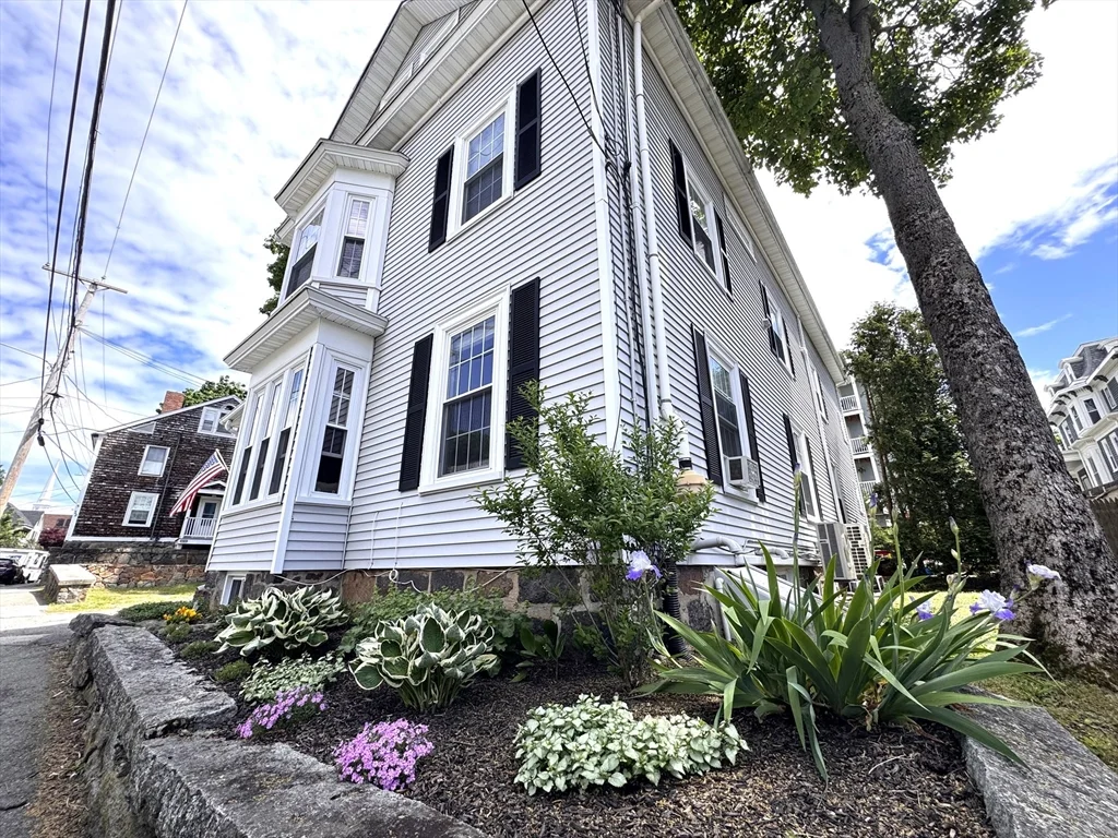 36 Wallis St, Beverly