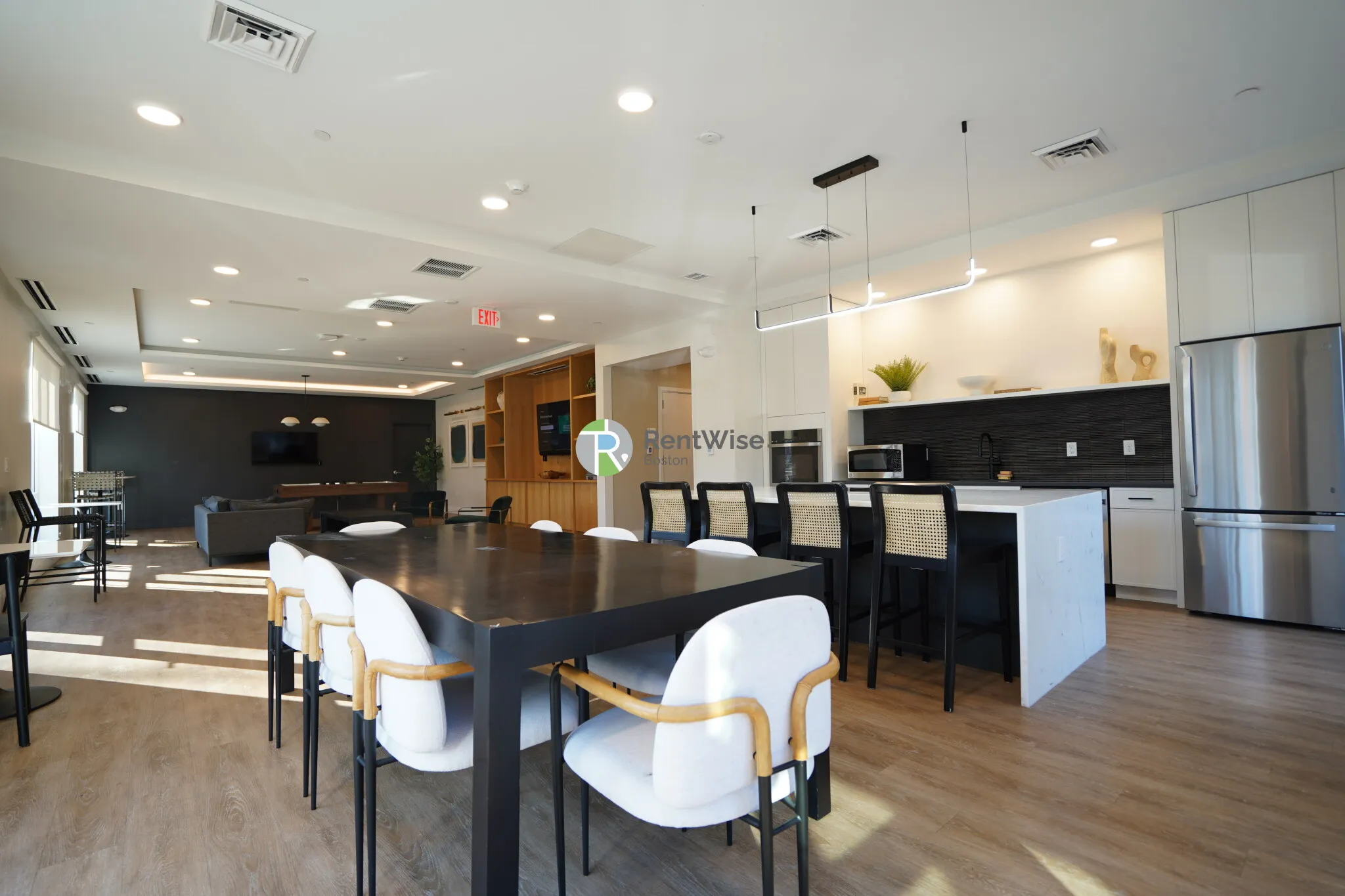 289 Walk Hill St, Roslindale