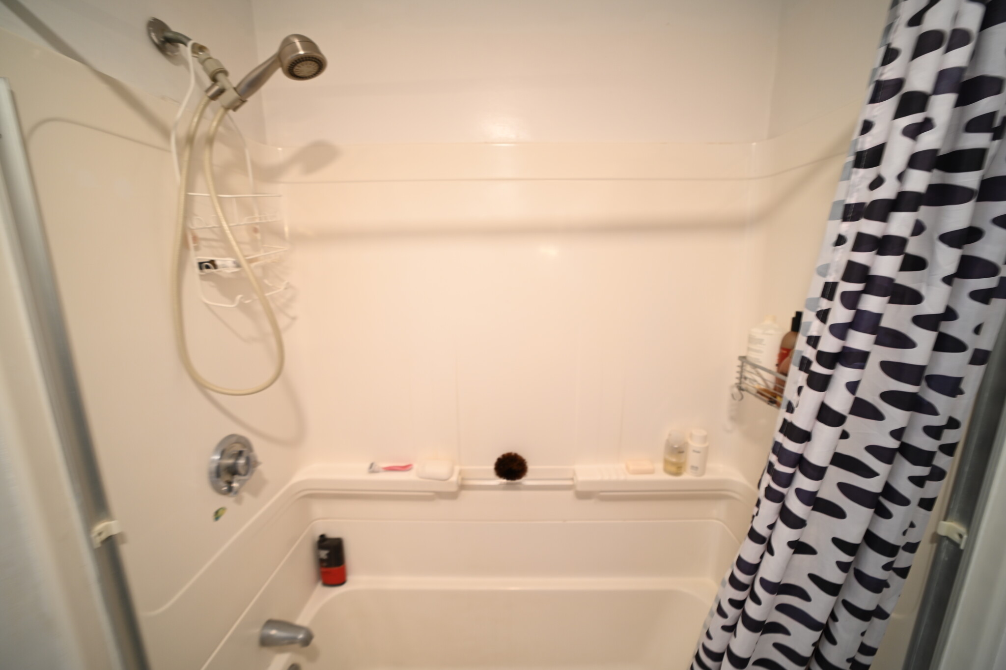 1722 Beacon St, Washington Square