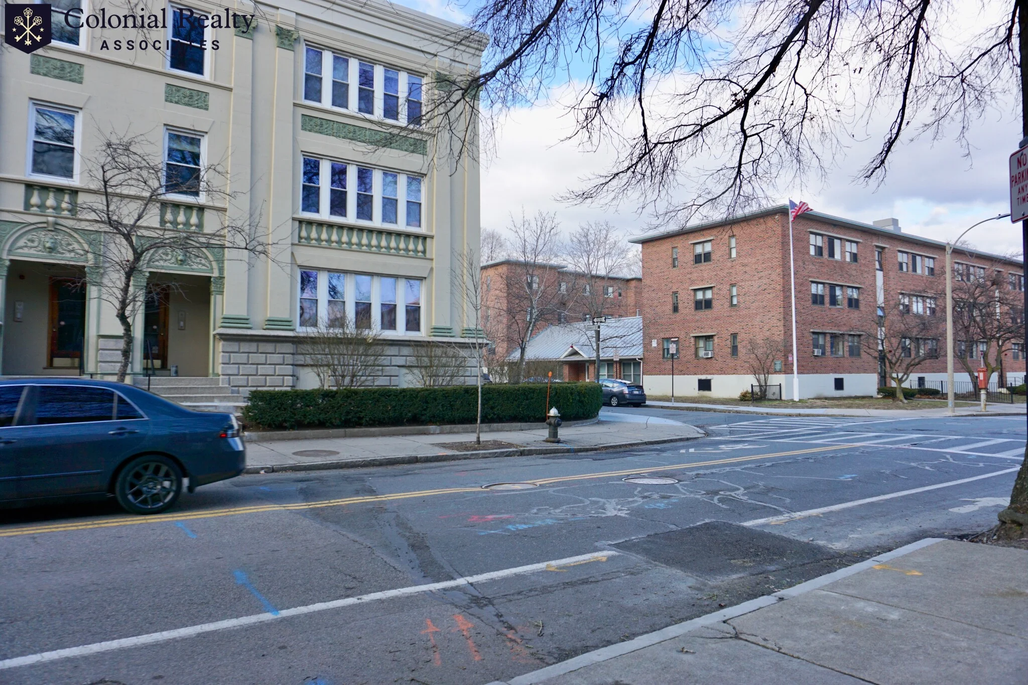 318 Saint Paul St, Brookline