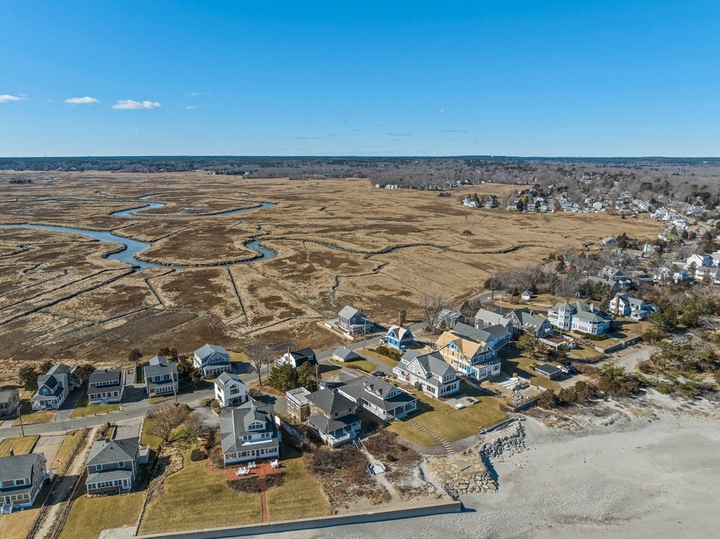 61 Gurnet Rd, Duxbury