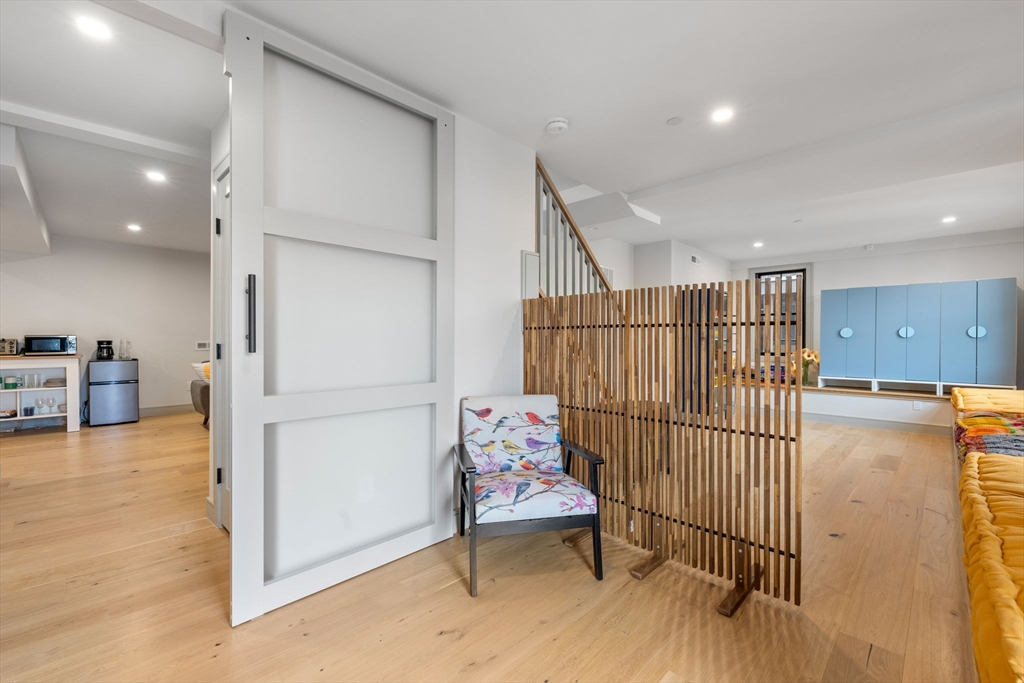 151 Mason Ter, Brookline