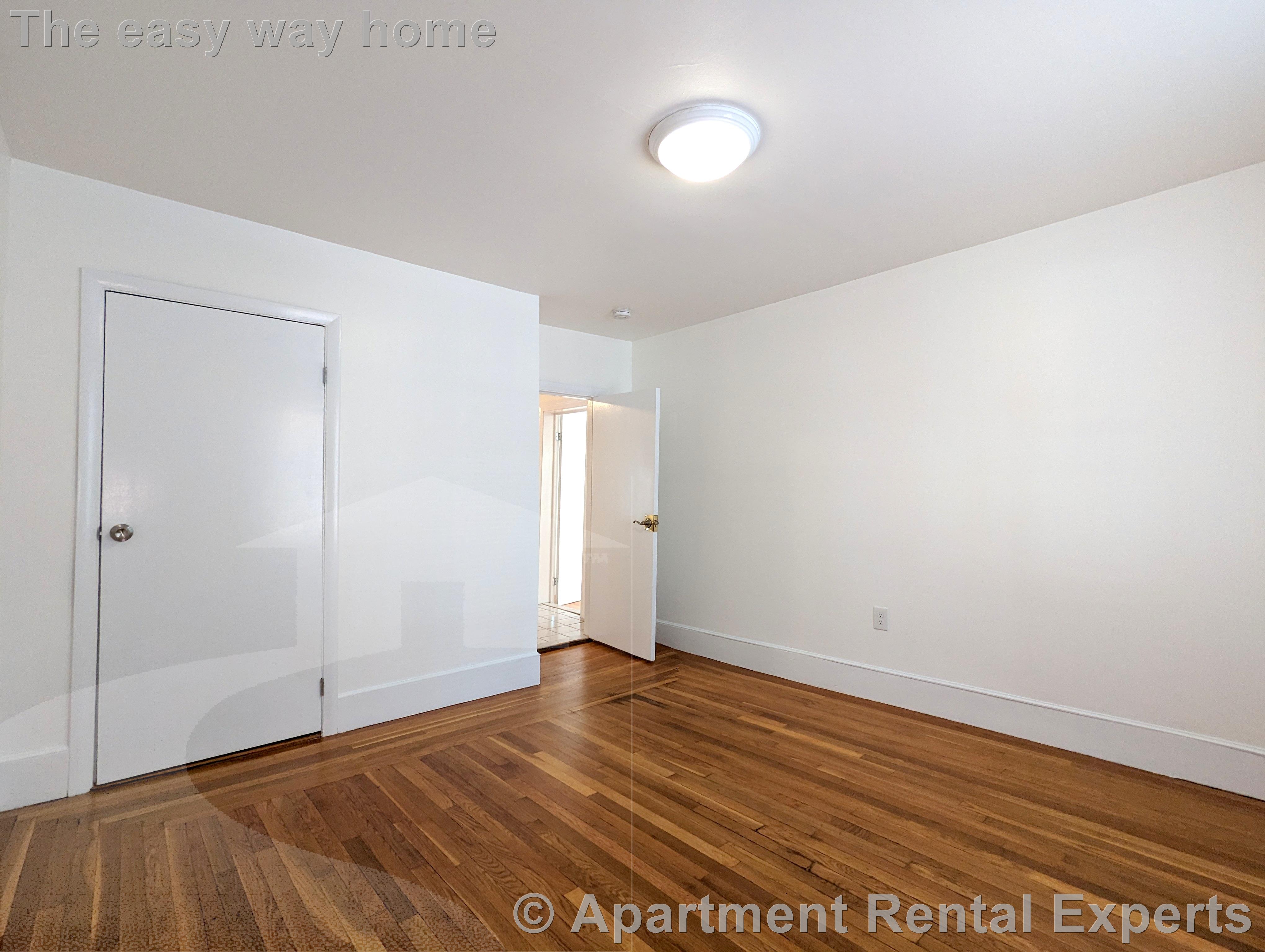 322 Lowell St, Magoun Square