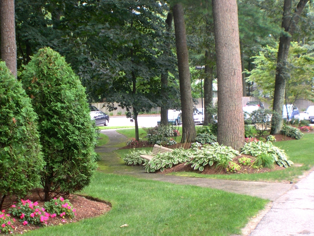 1323 Worcester Rd, Framingham