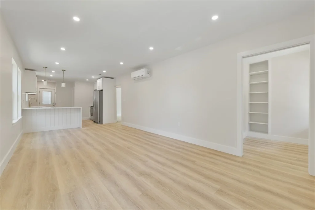 66 Cushman Rd, Brighton
