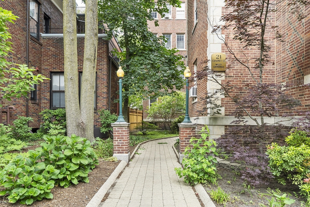 21 Chauncy St, Harvard Square