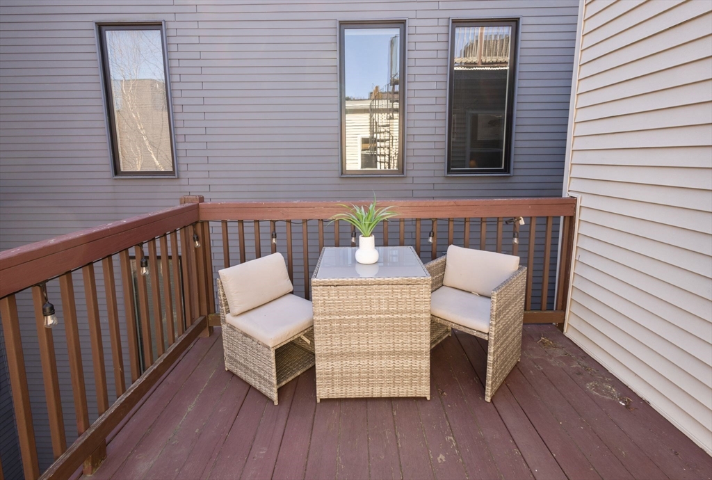 12 I St, South Boston