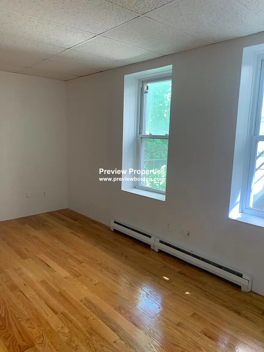 199 Strathmore, Brighton