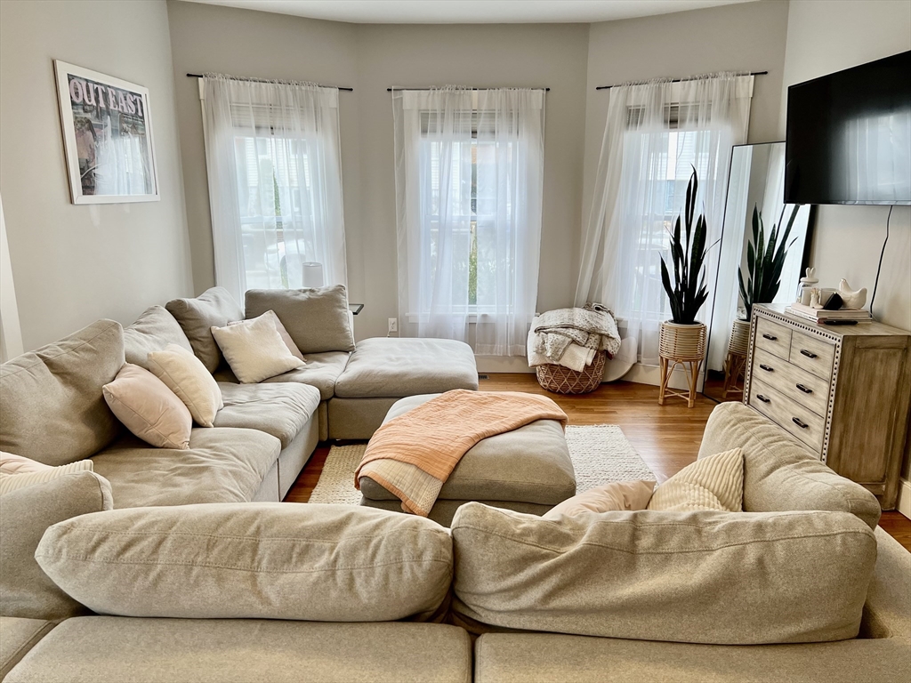 127 Hudson, Somerville