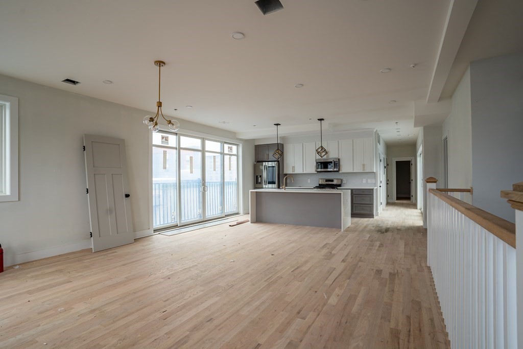 3 bed, 2.5 bath apartment for rent at 17 West Bellflower Unit 3, Dorchester — photo 1 of 9