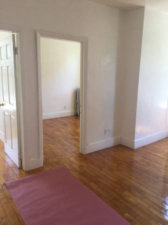 3 bed, 1 bath apartment for rent at 12 Adella Pl Unit 2, Allston — photo 4 of 4