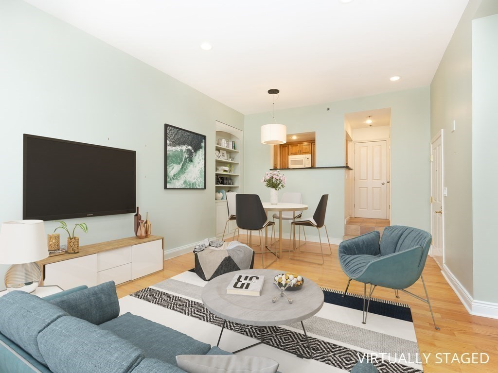 1 bed, 1 bath apartment for rent at 4 Charlesgate E Unit 102, Back Bay — photo 10 of 11