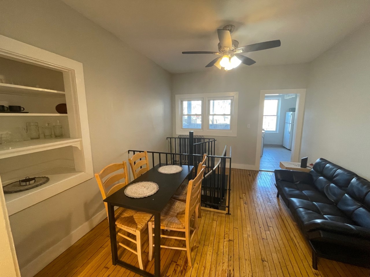 5 bed, 2 bath apartment for rent at 4 Farrington Ave Unit 1,, Allston — photo 3 of 6
