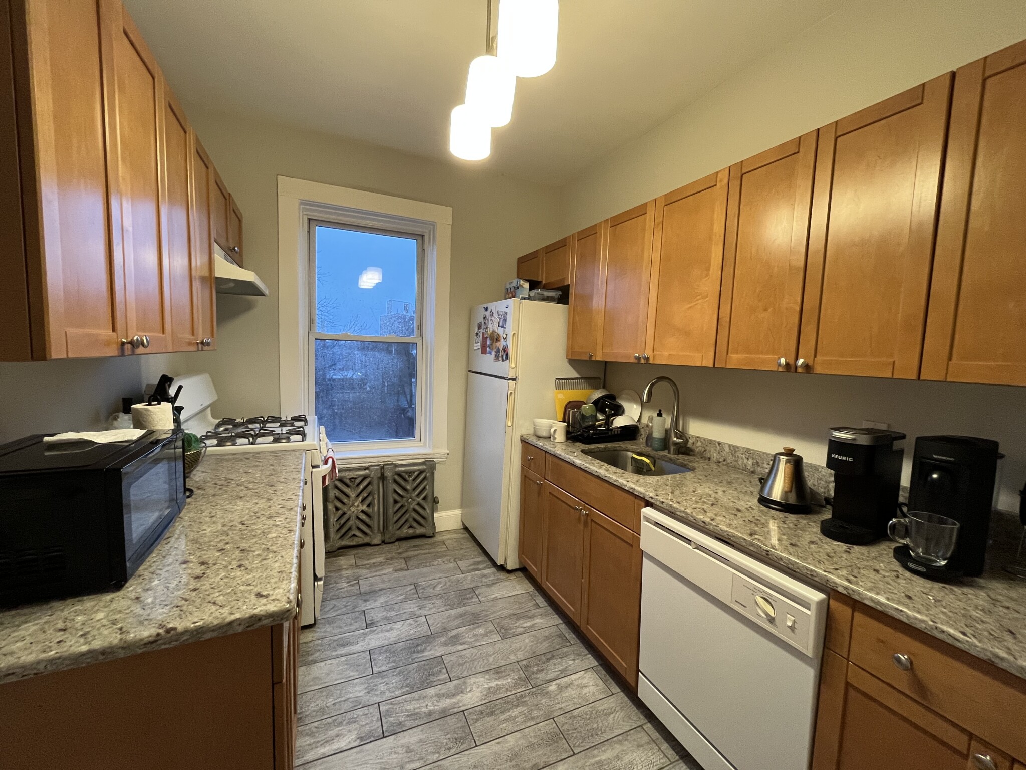 3 bed, 1 bath apartment for rent at 4 Farrington Ave Unit 5, Allston — photo 2 of 3