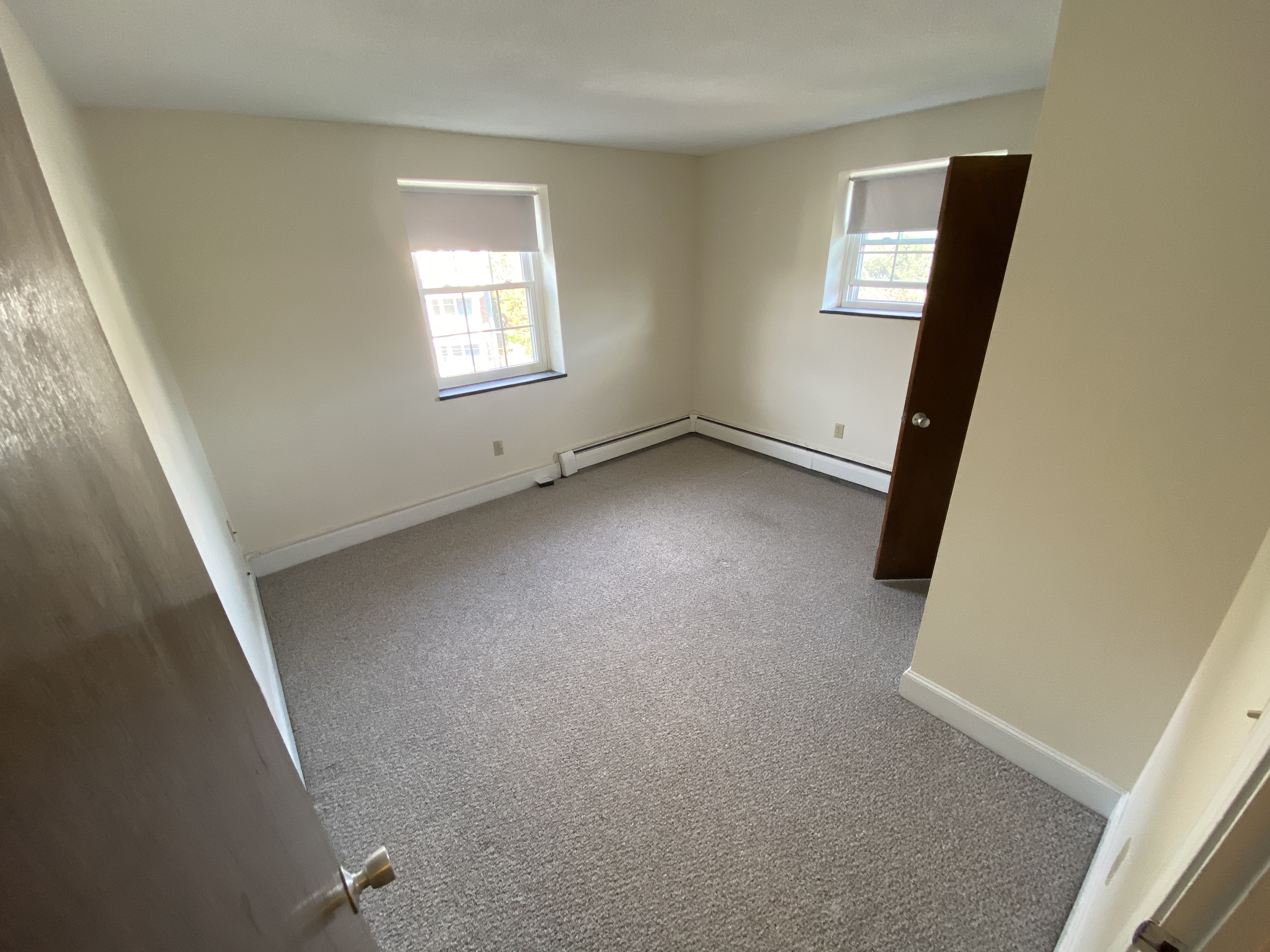 2 bed, 1 bath apartment for rent at 12 Brattle Dr Unit 11, Arlington — photo 4 of 8