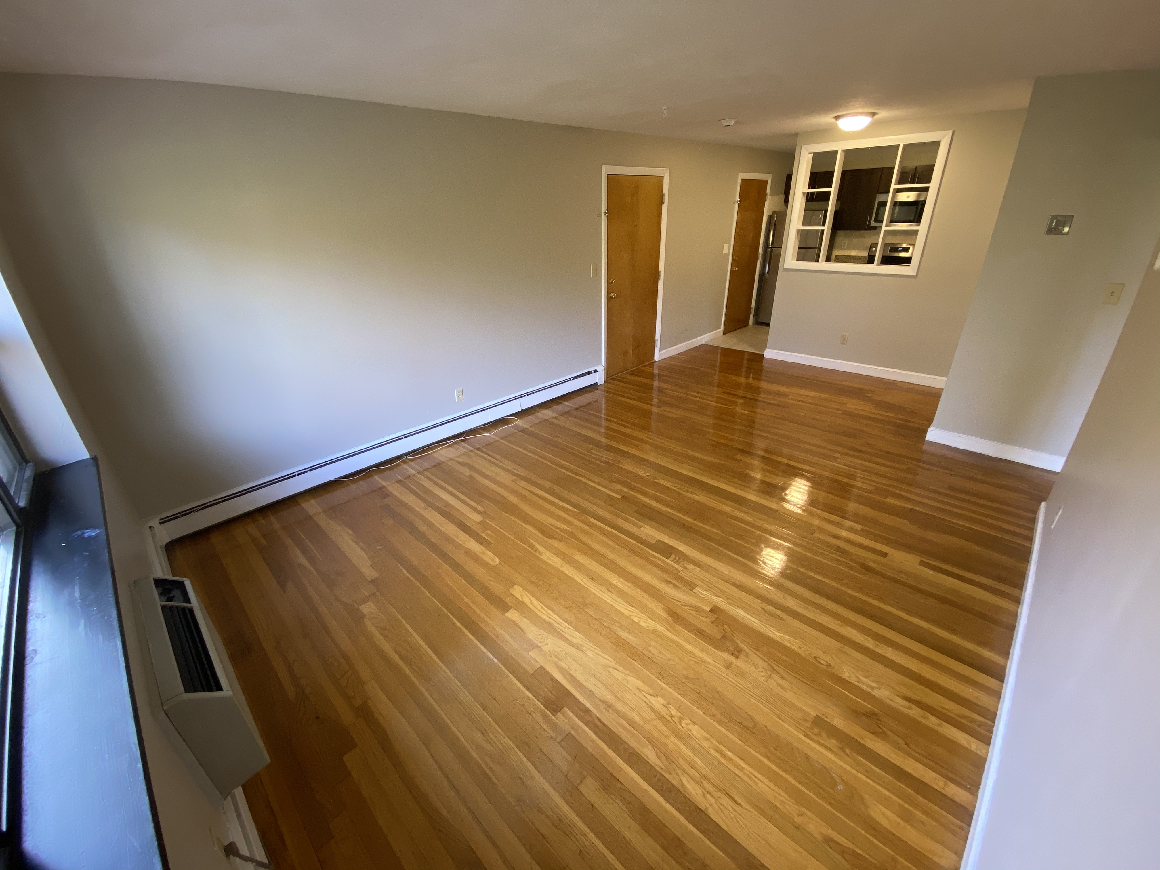 2 bed, 1 bath apartment for rent at 266 Grove St Unit 9, Newton — photo 4 of 10