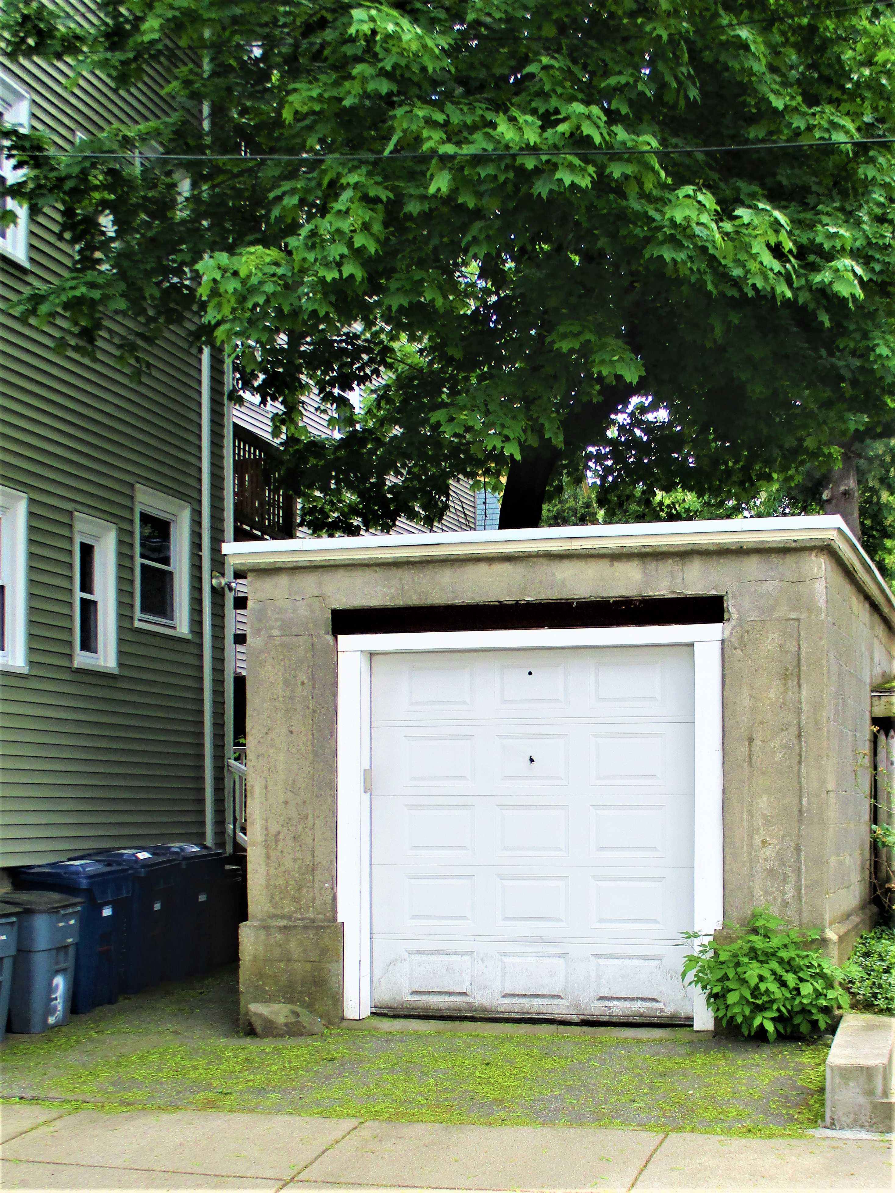 3 bed, 1 bath apartment for rent at 4 Montcalm Ave Unit 3, Brighton — photo 14 of 14