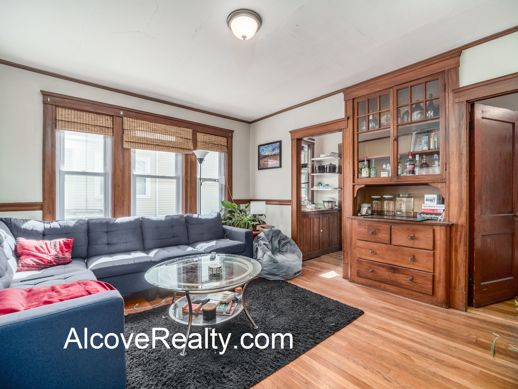 3 bed, 1 bath apartment for rent at 62 Upland Rd Unit 3, Teele Square — photo 4 of 12