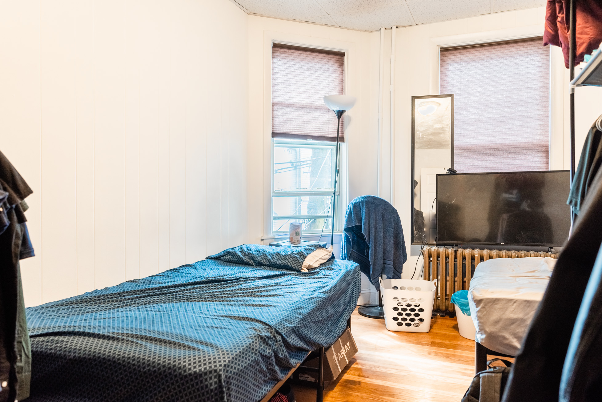 3 bed, 1 bath apartment for rent at 17 Frankfort St Unit 2, East Boston — photo 4 of 6