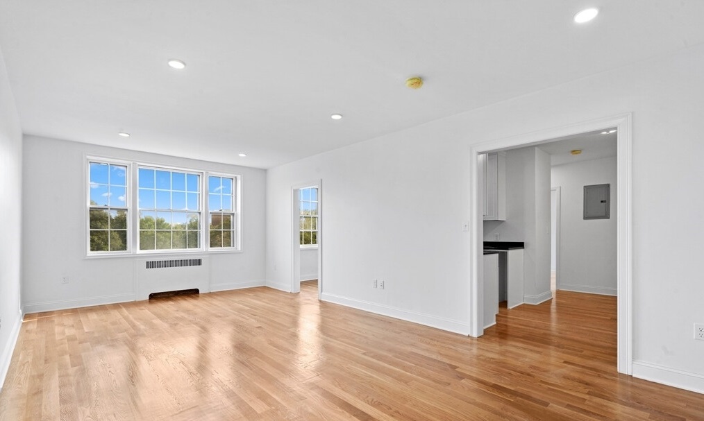 50 Follen St, Neighborhood Nine