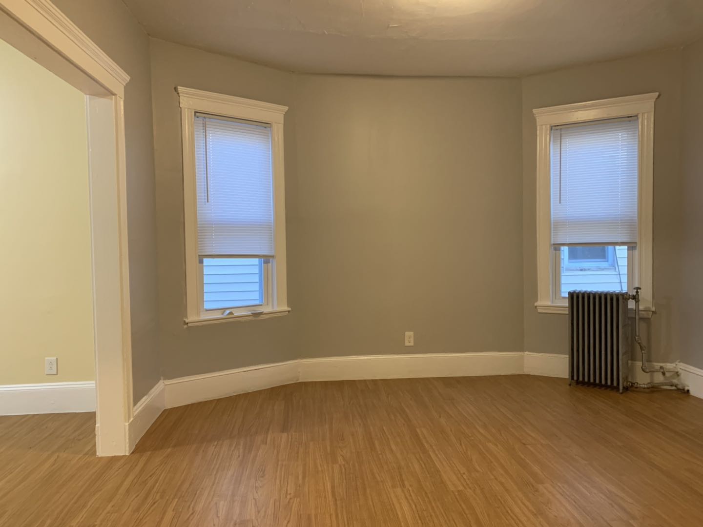 4 bed, 2 bath apartment for rent at 48 Havelock St Unit 3, Dorchester — photo 6 of 10