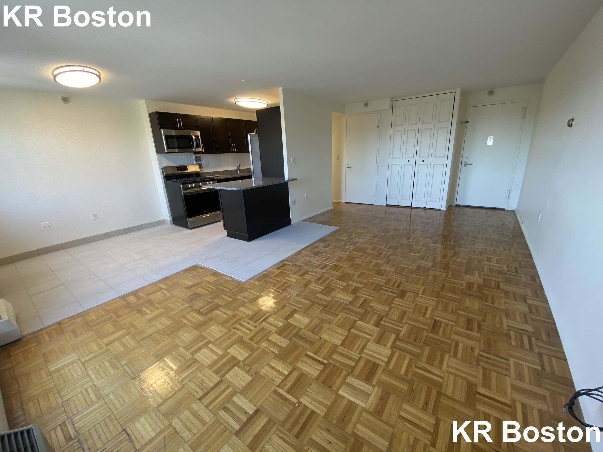 3 bed, 1.5 bath apartment for rent at 11 Manchester Unit 941, Coolidge Corner — photo 3 of 7