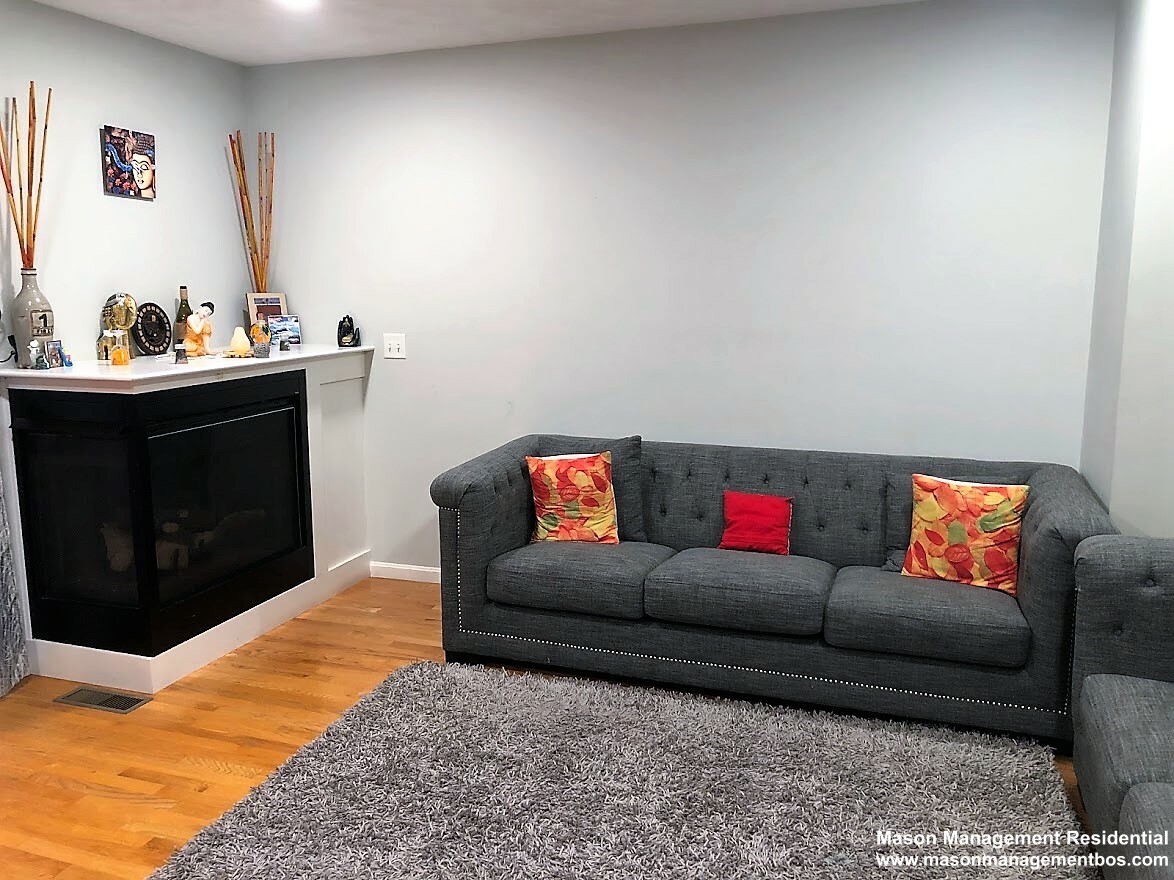 12 Ship Ave, Medford