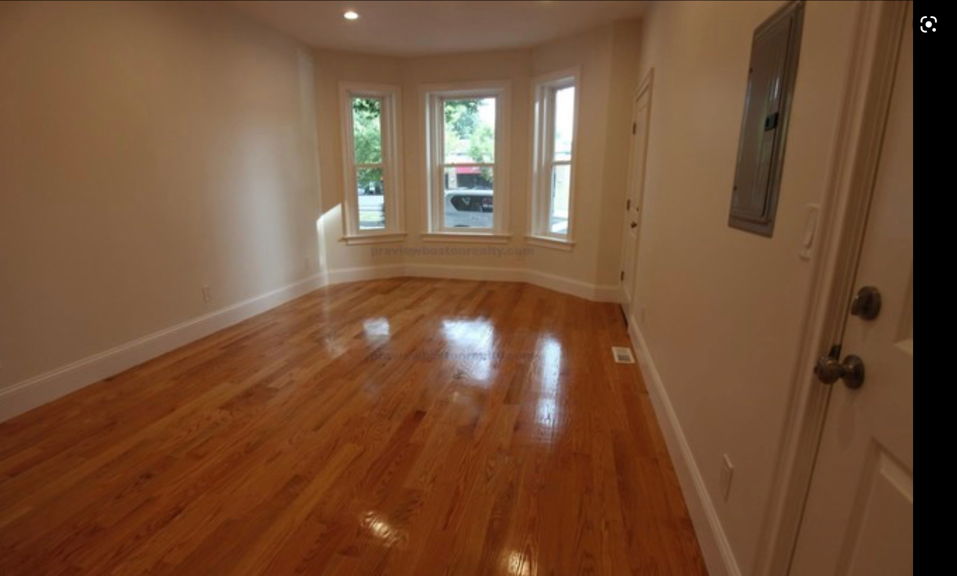 5 bed, 4+ bath apartment for rent at 54 Gardner St Unit 1, Allston — photo 2 of 4