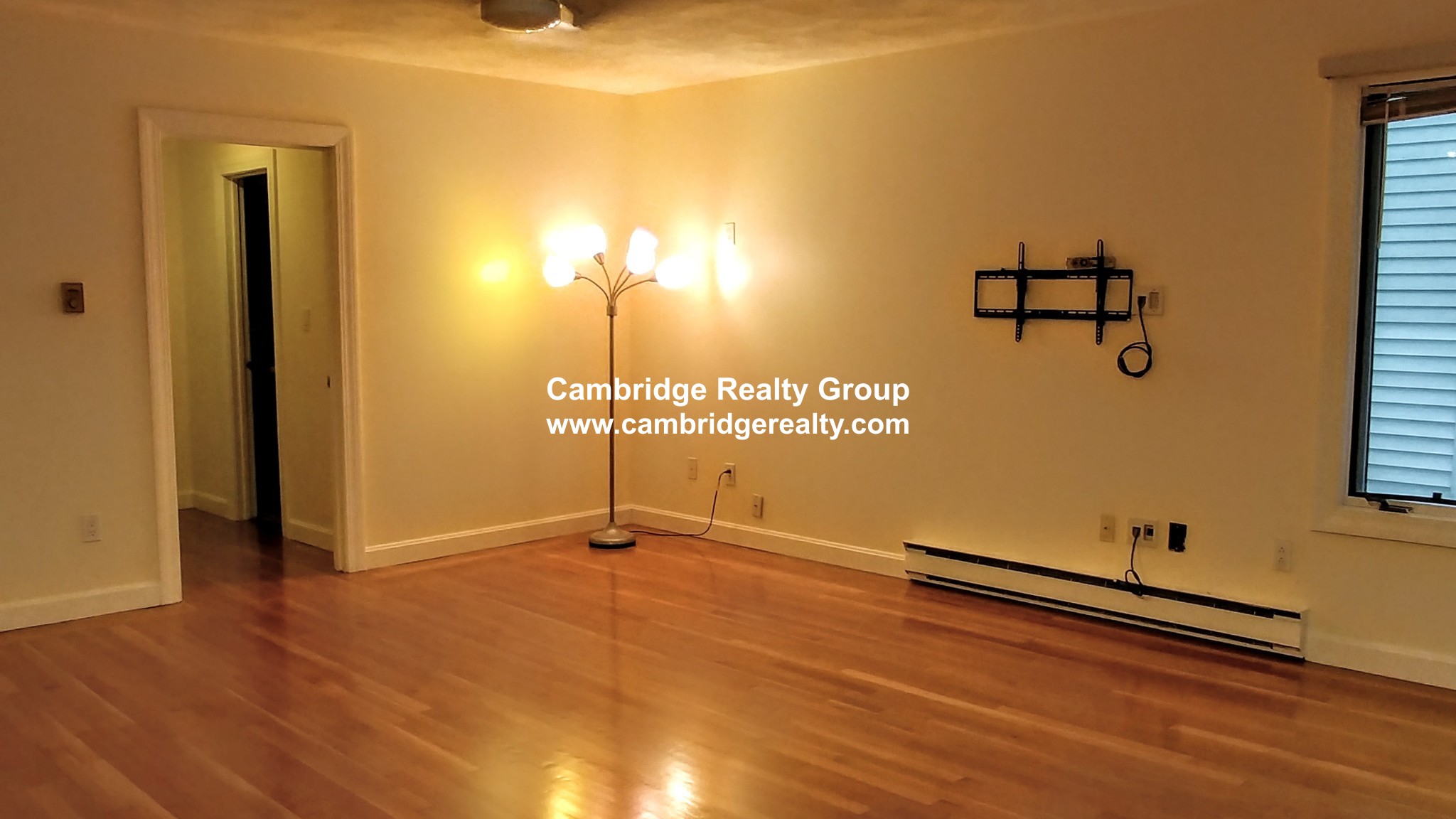 5 bed, 2 bath apartment for rent at 114 Yorktown St Unit 1, Davis Square — photo 5 of 13