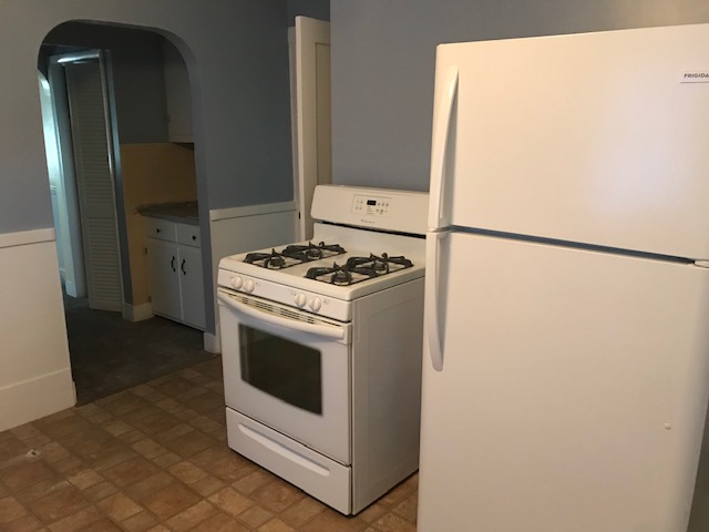 1 bed, 1 bath apartment for rent at 24 Fowler St Unit 1, Salem — photo 4 of 11