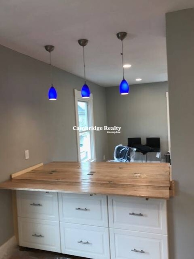 34 Prentiss St, Baldwin