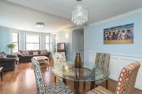 2 bed, 2 bath apartment for rent at 390 Commonwealth Ave Unit 301, Back Bay — photo 4 of 6